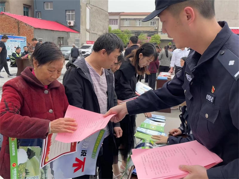 湖北省石首市大垸镇开展全民国家安全教育日